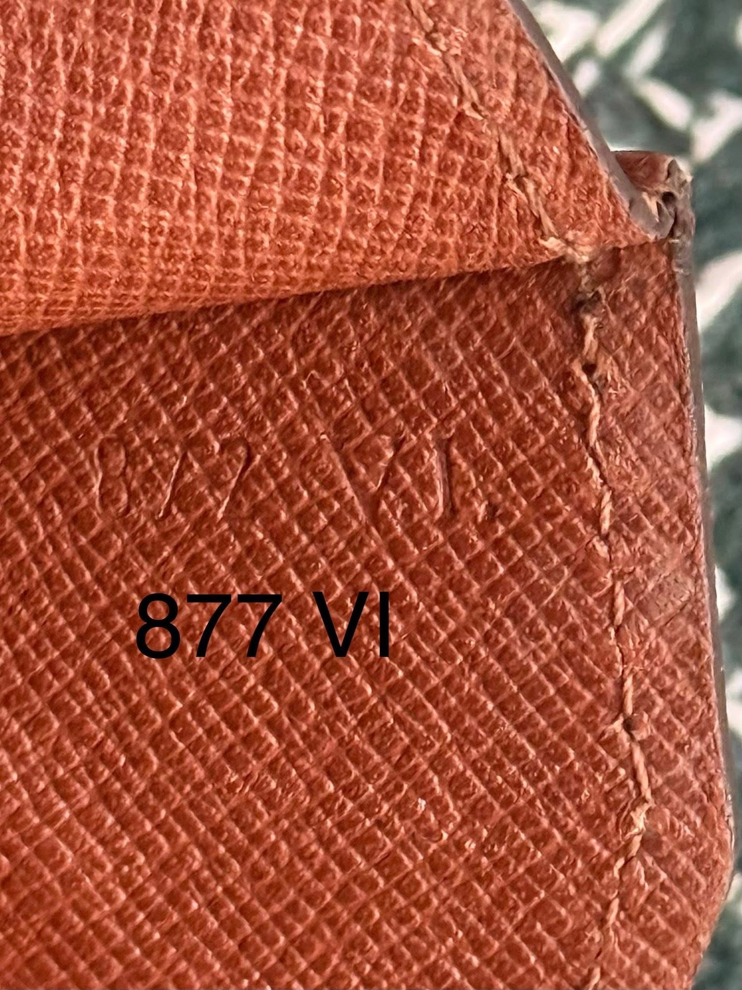 Chaillot Clutch w/ Dustbag 🗓️ Year: 1987