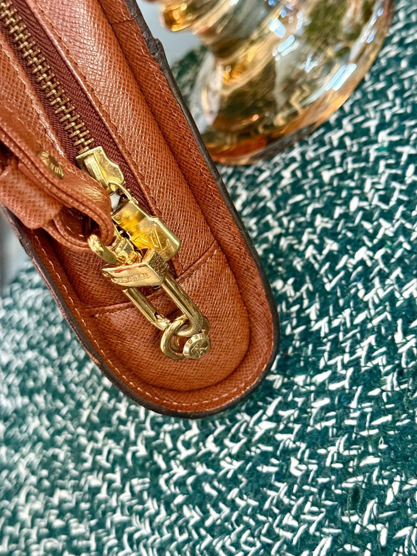 Orsay Clutch 🌼🗓️ Year: 1994