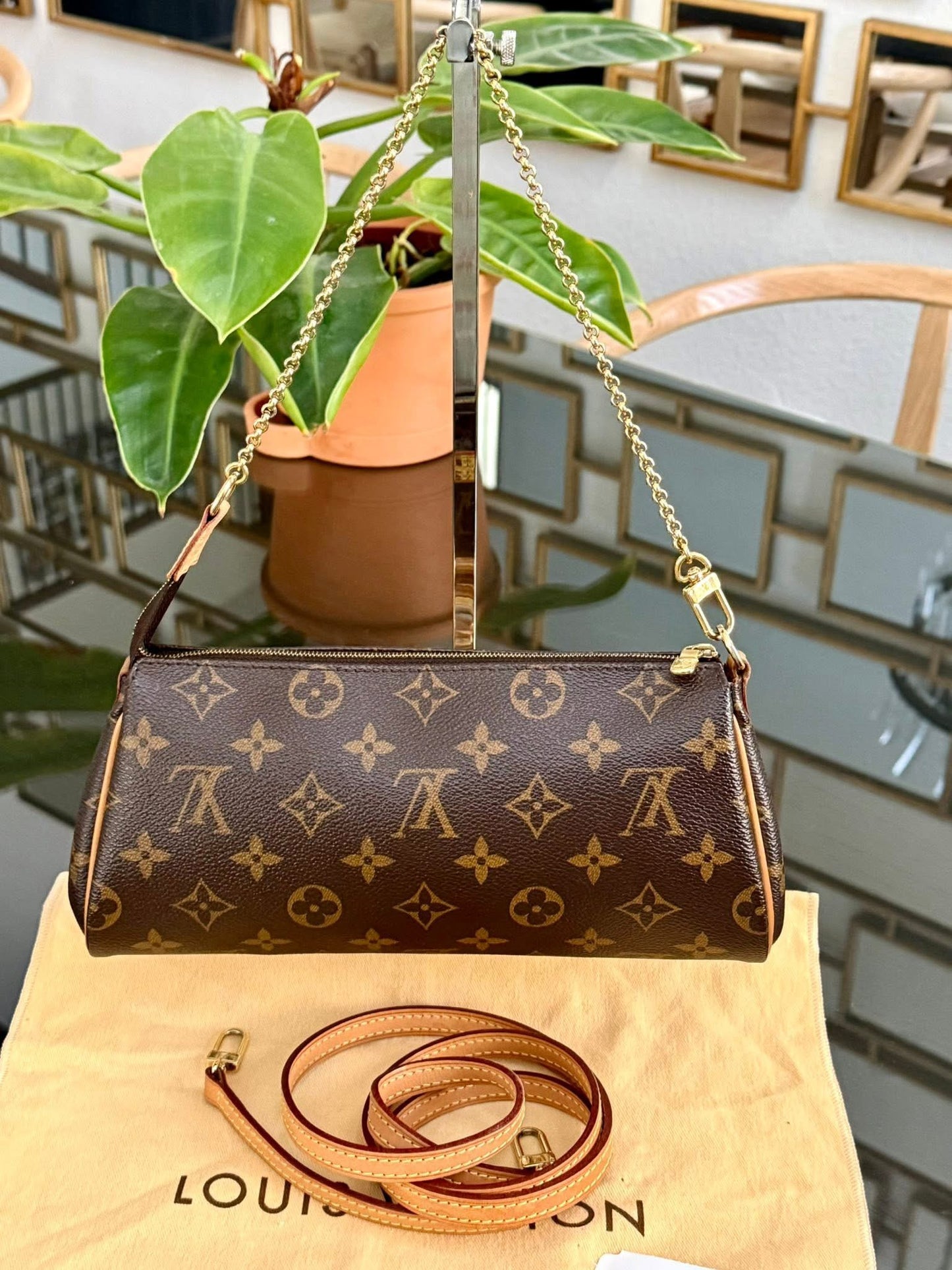 Eva Clutch in Monogram with Original Strap, Insert Organizer, Box, Dustbag and Paper bag 🗓️ Year: 2011