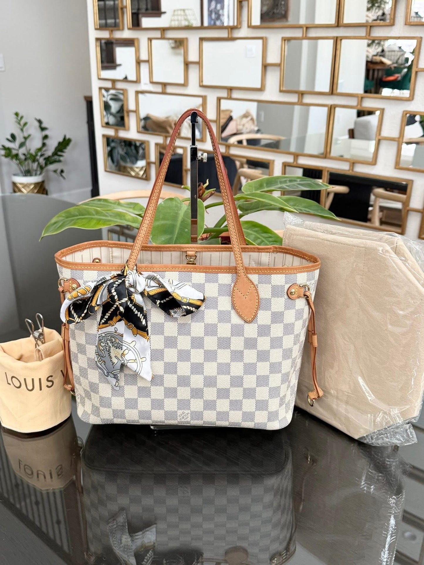 Neverfull PM in Azur with Dustbag and Insert Organizer 🗓️ Year: 2011