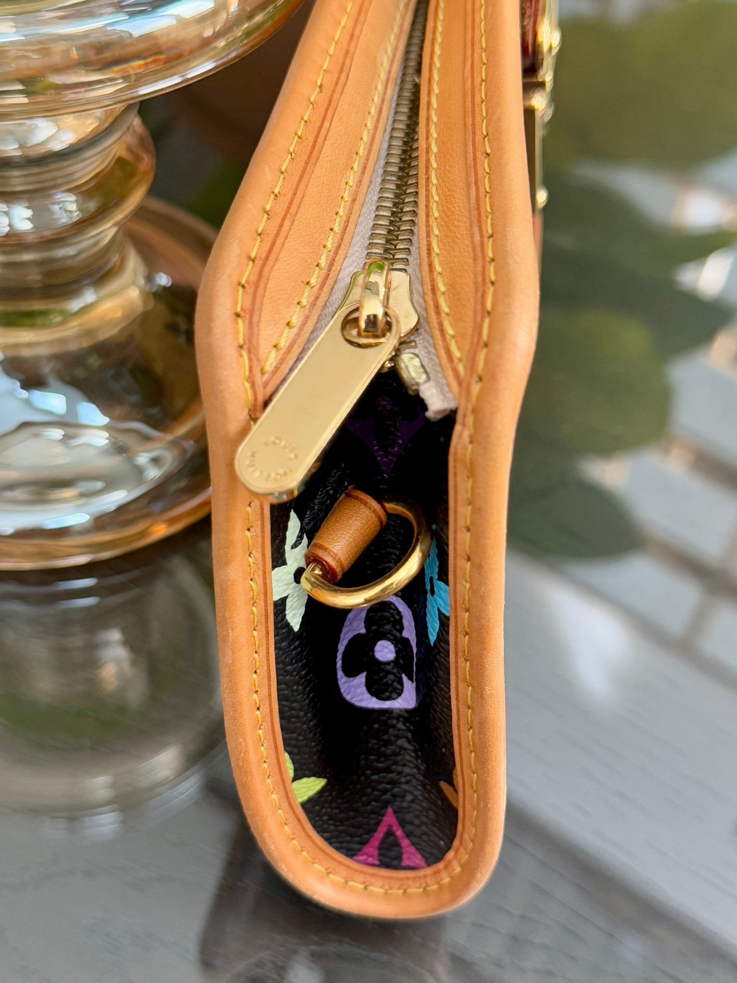 Multicolor Shirley Clutch/ Shoulder Bag with Box📅 Year: 2005