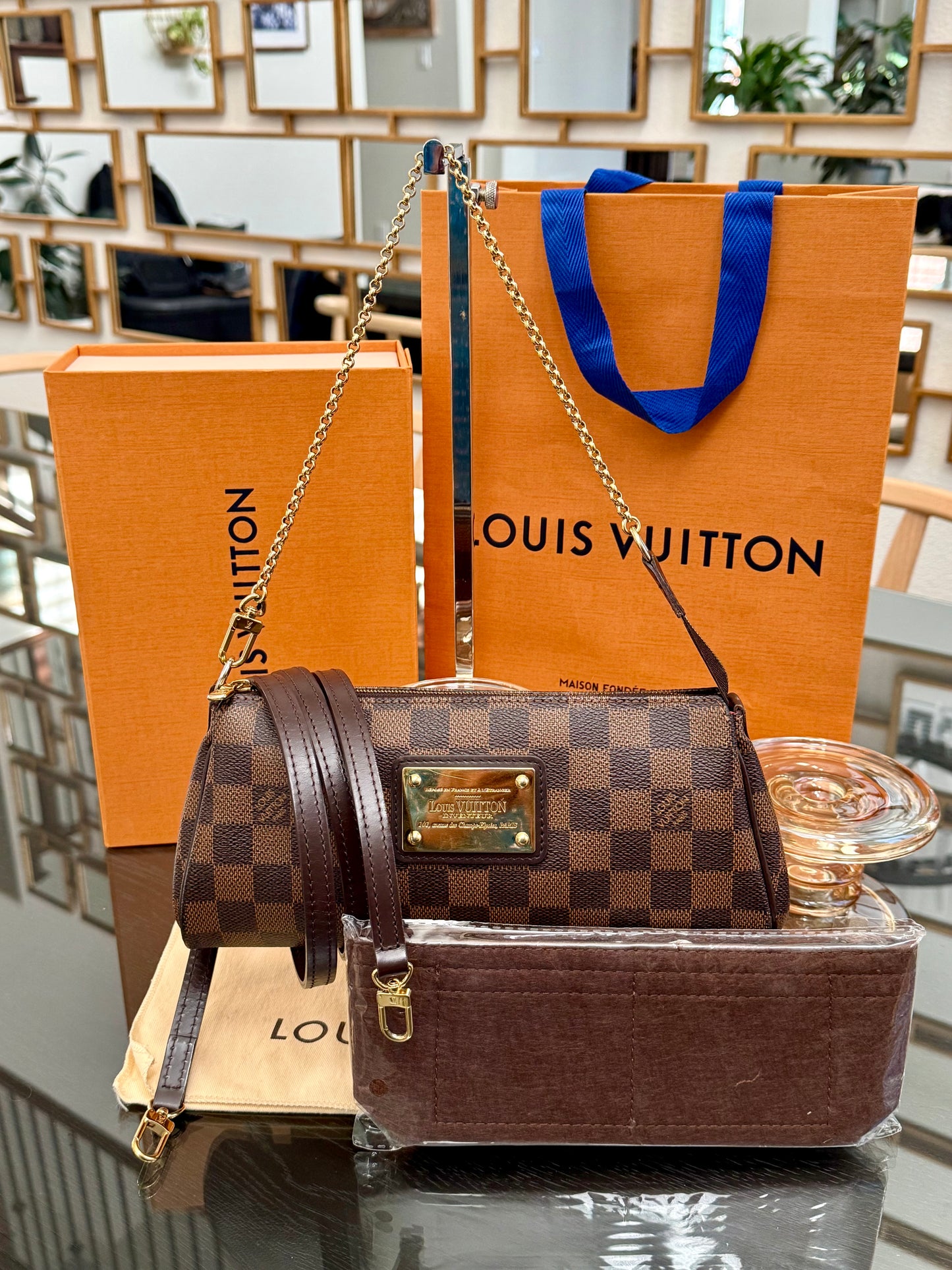 Eva Clutch in DE with Dustbag, Insert Organizer, Box and Paper bag🗓️ Year: 2010