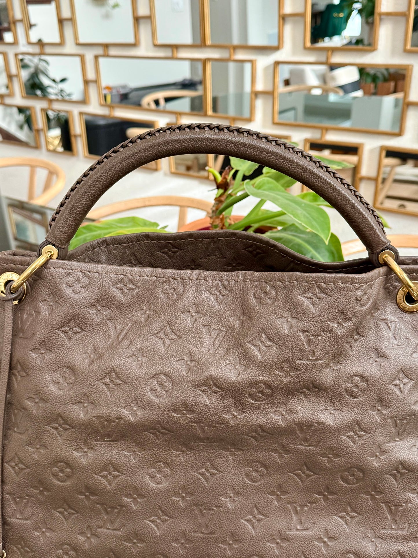 Artsy MM Empriente Ombre with Dustbag and Insert Organizer 📅 Year: 2011