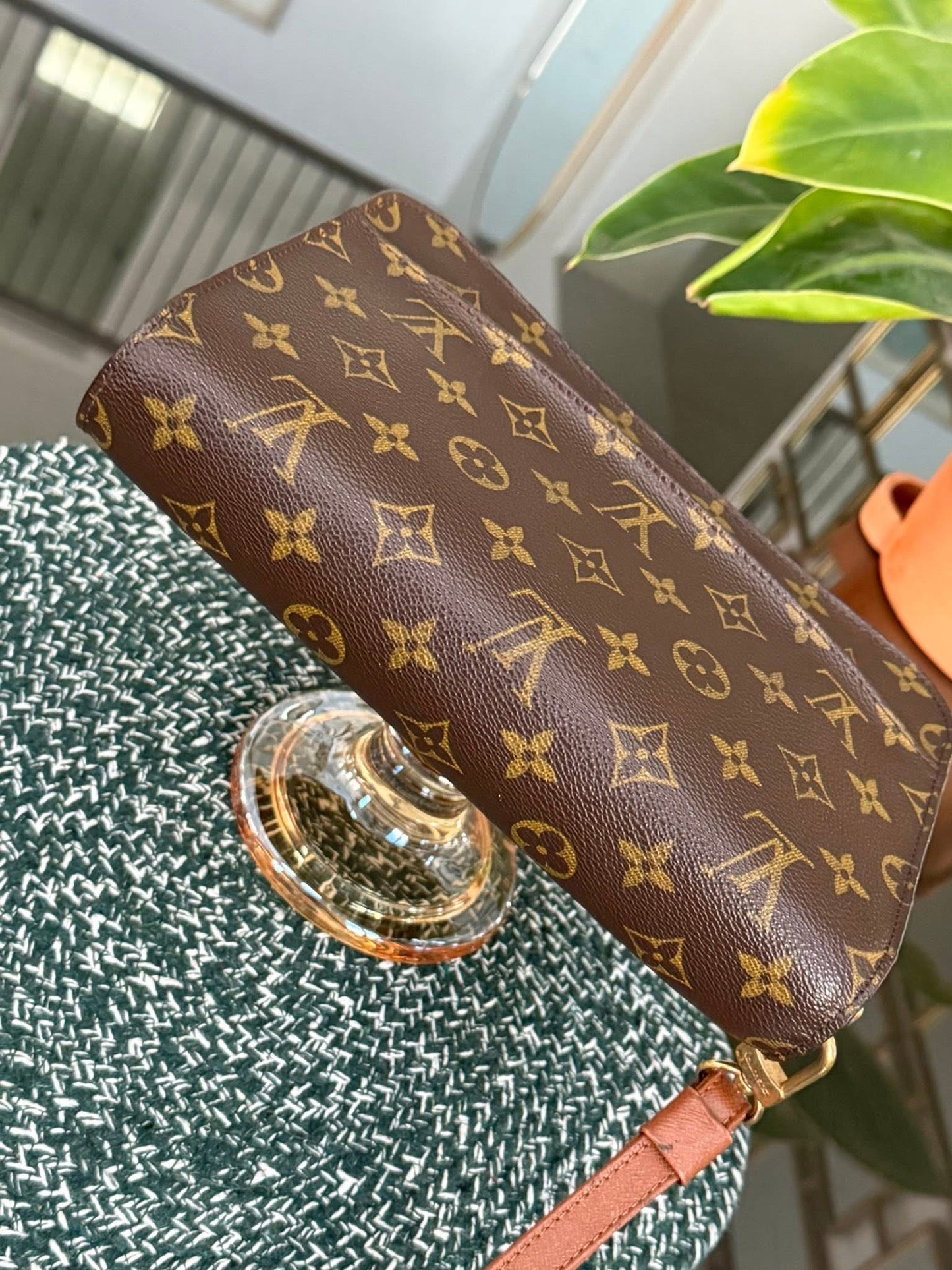 Orsay Clutch 🗓️ Year: 2002