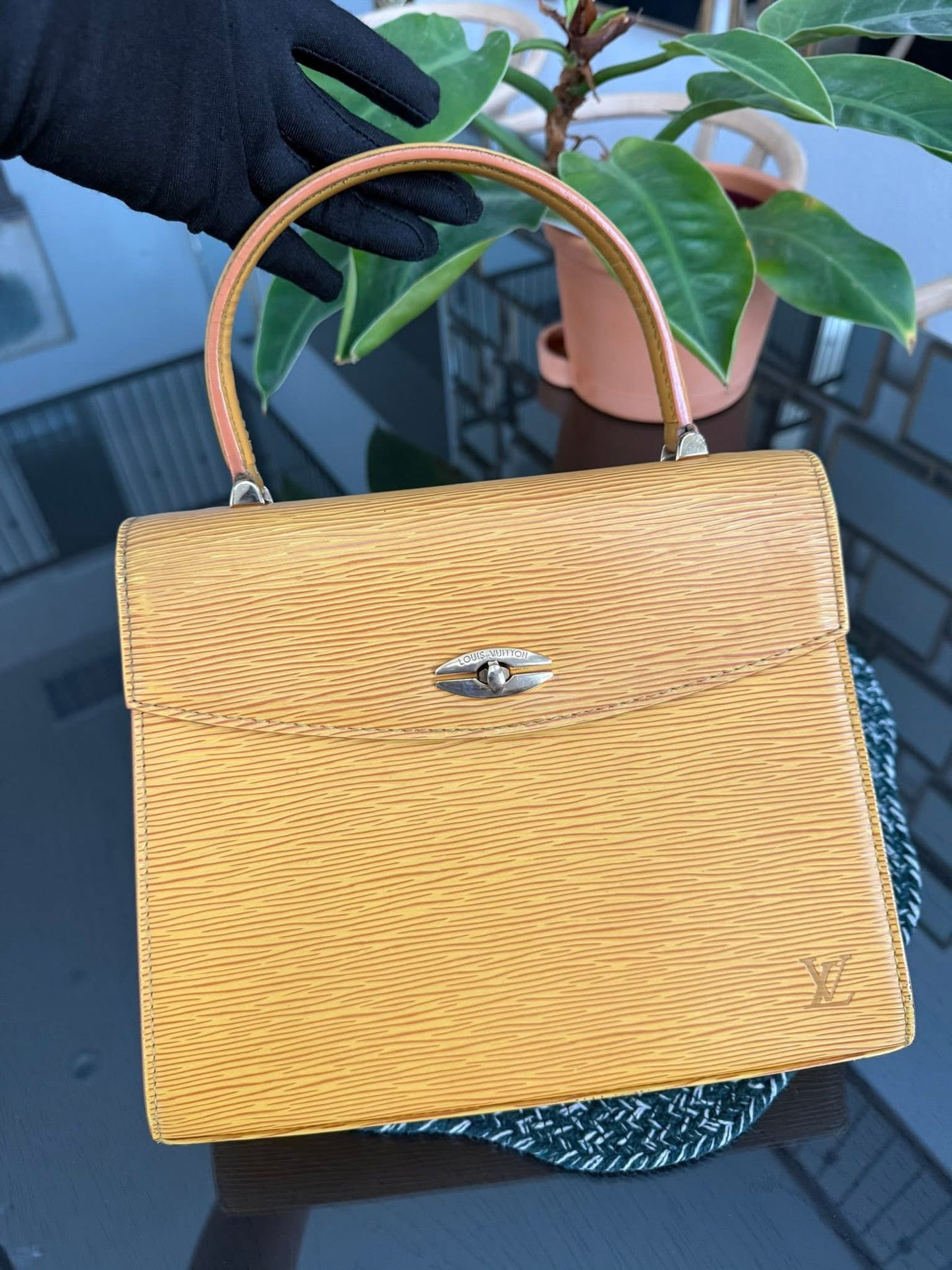 Epi Malesherbes Handbag in Tassil Yellow 🗓️ Year: 1995