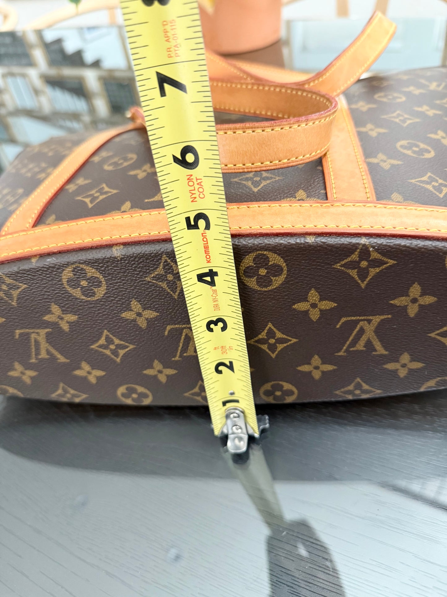 Babylone -🗓️ Year: 2004