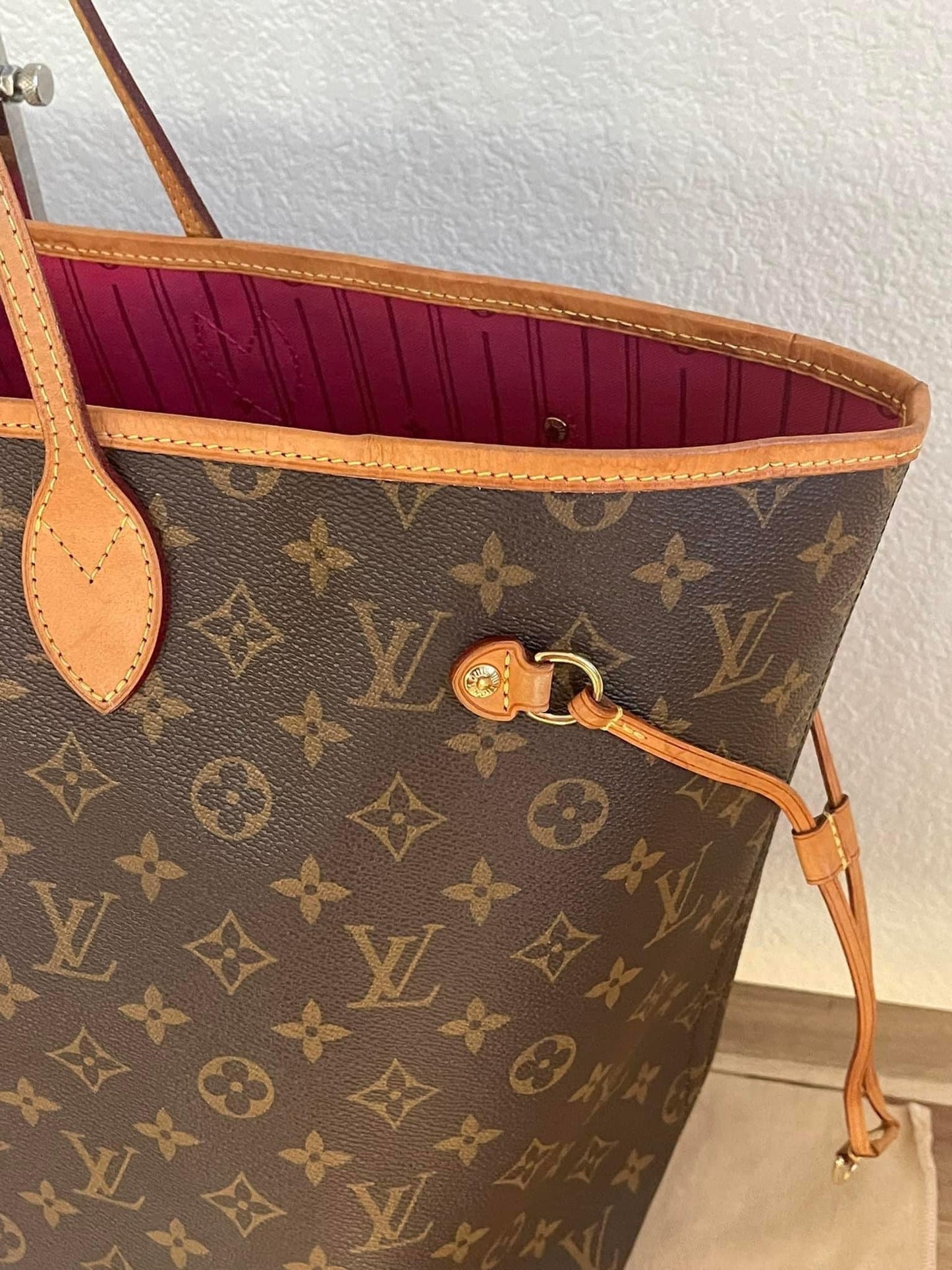 Neverfull GM in Peony with Dustbag - 📅 Year: 2011
