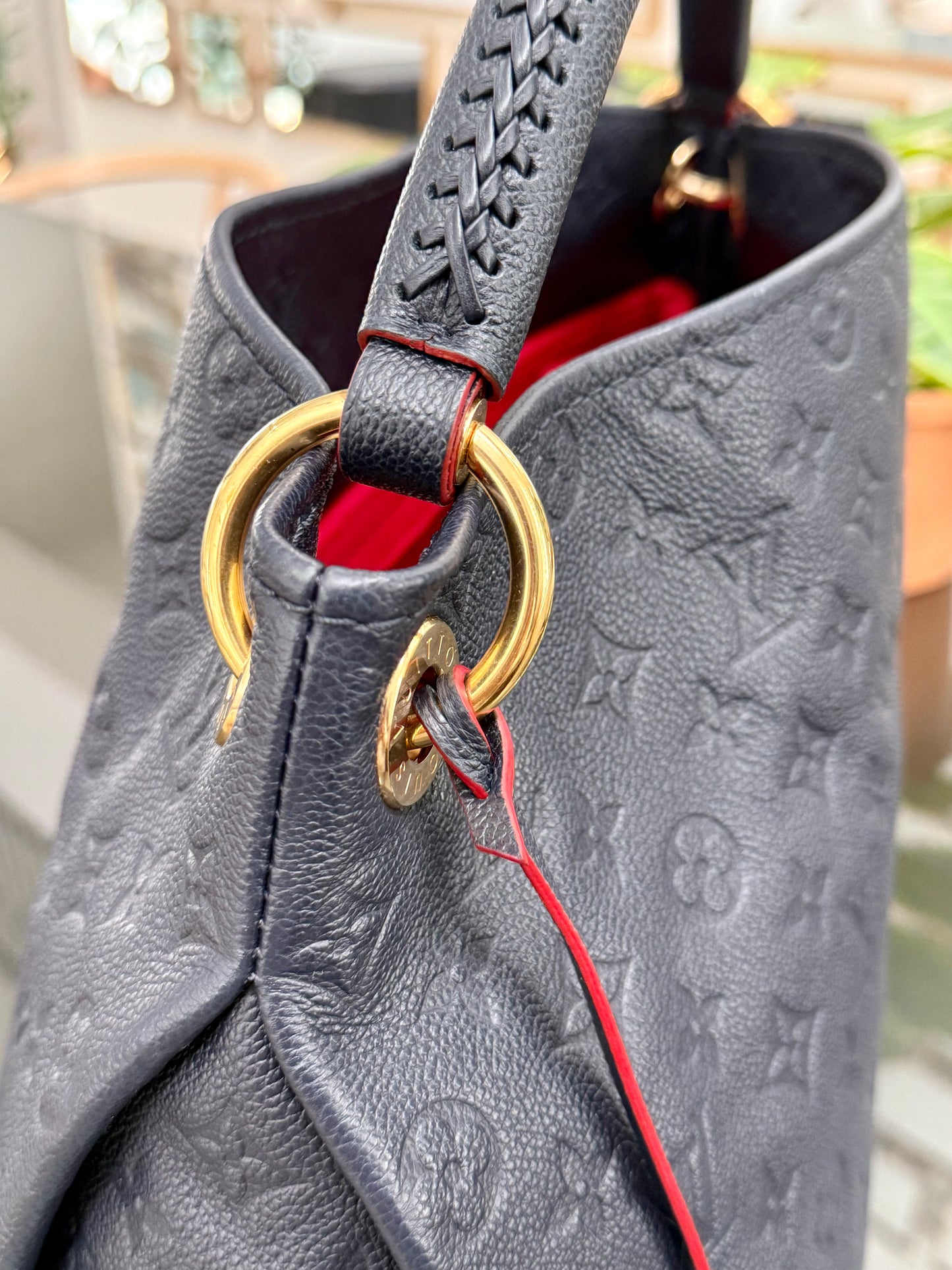 Artsy MM Empriente in Navy Blue with Dustbag- 📅 Year: 2020