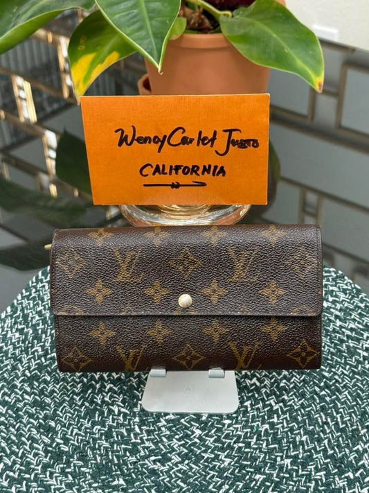 Sarah Wallet in Monogram 10 Cardholders 🗓️ Year: 2009