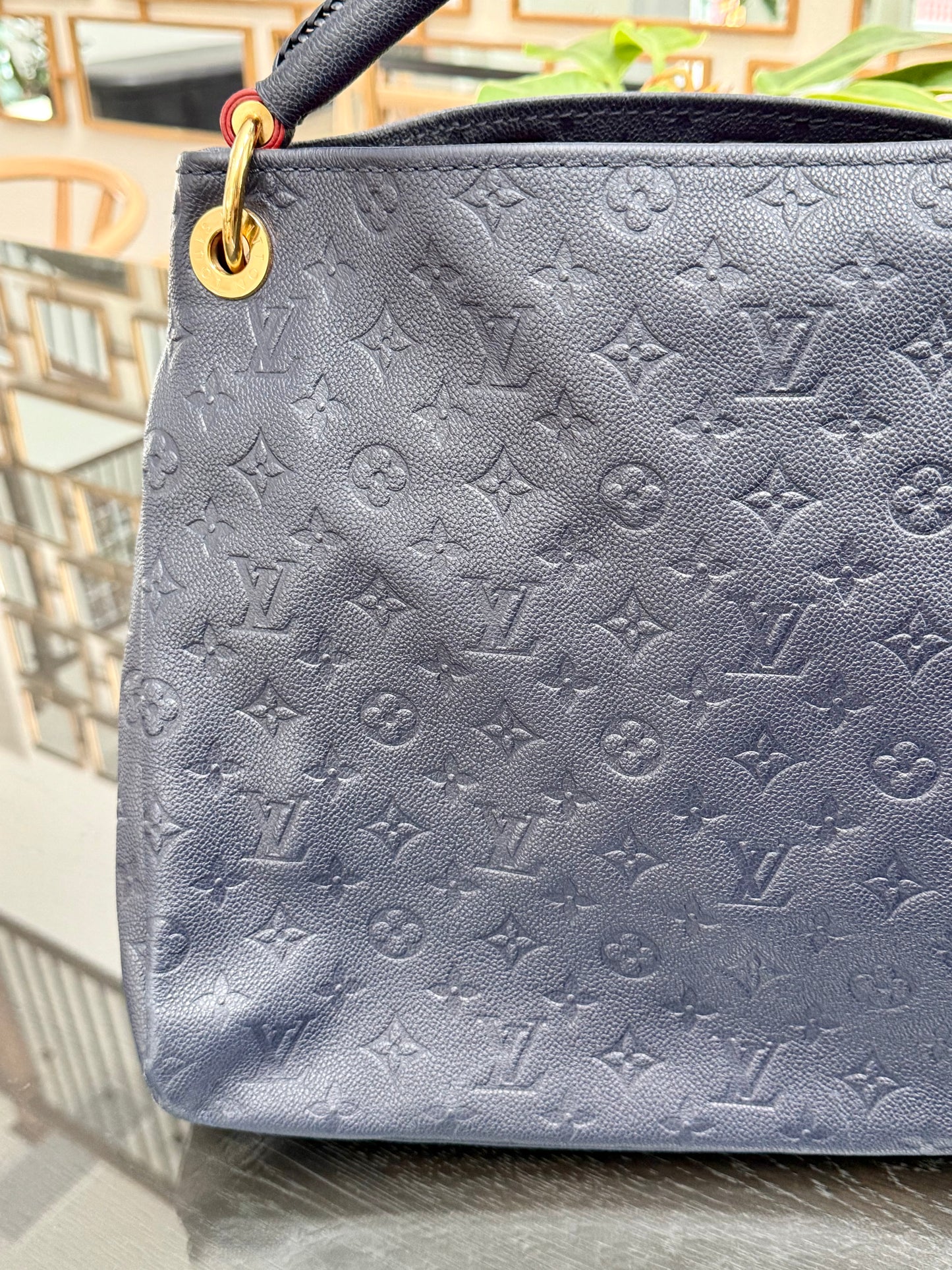 Artsy MM Empriente in Navy Blue with Dustbag- 📅 Year: 2020