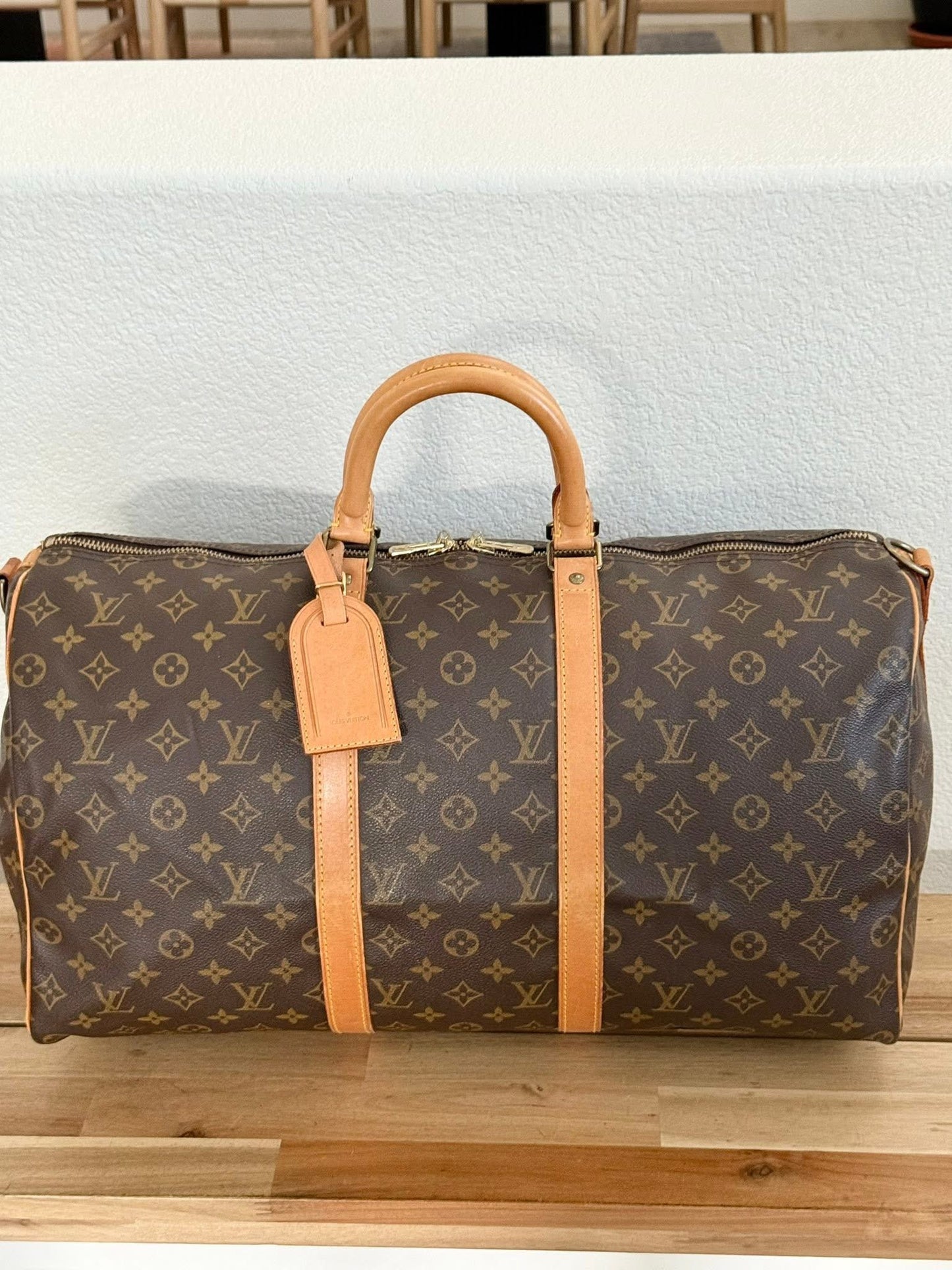 Keepall 50 Bandoulier with Original Strap, Luggage tag and Poignet  📅 Year: 1990
