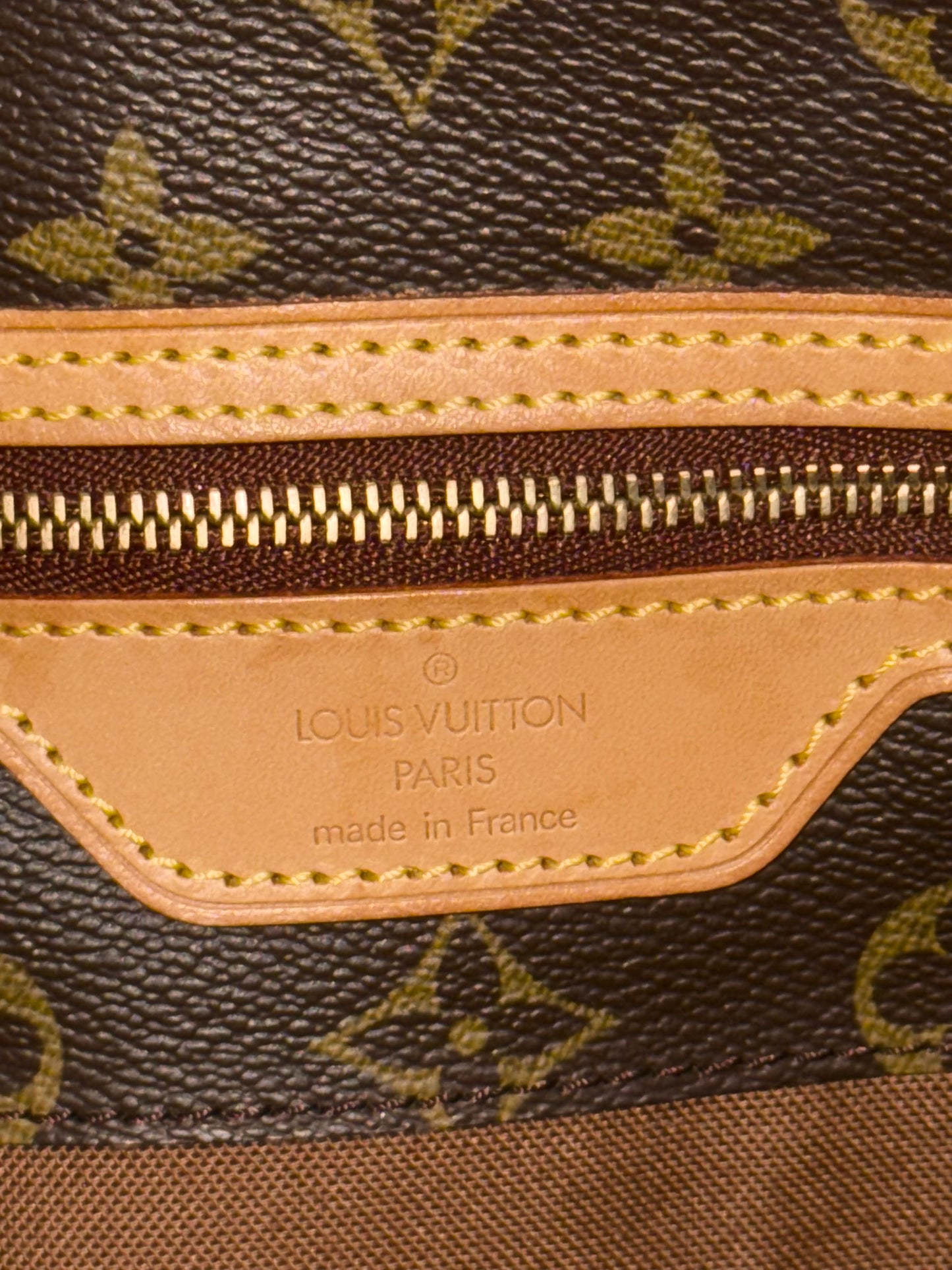 Cabas Alto in Monogram 🗓️ Year: 2002