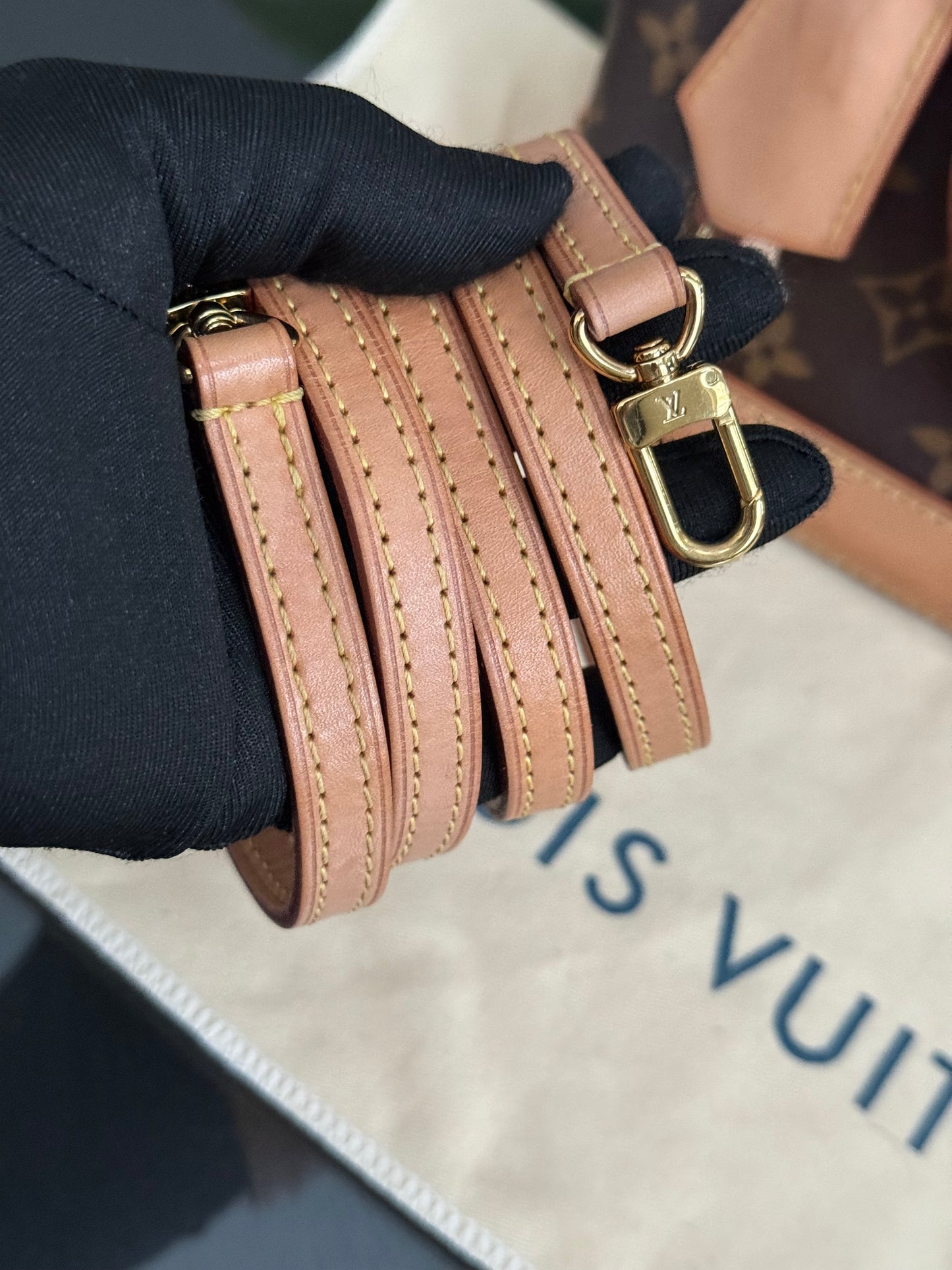 Alma BB with Original Strap , Clochette , Lock 🔐 keys, Box , dustbag and Paper bag - 📅 Year: 2021