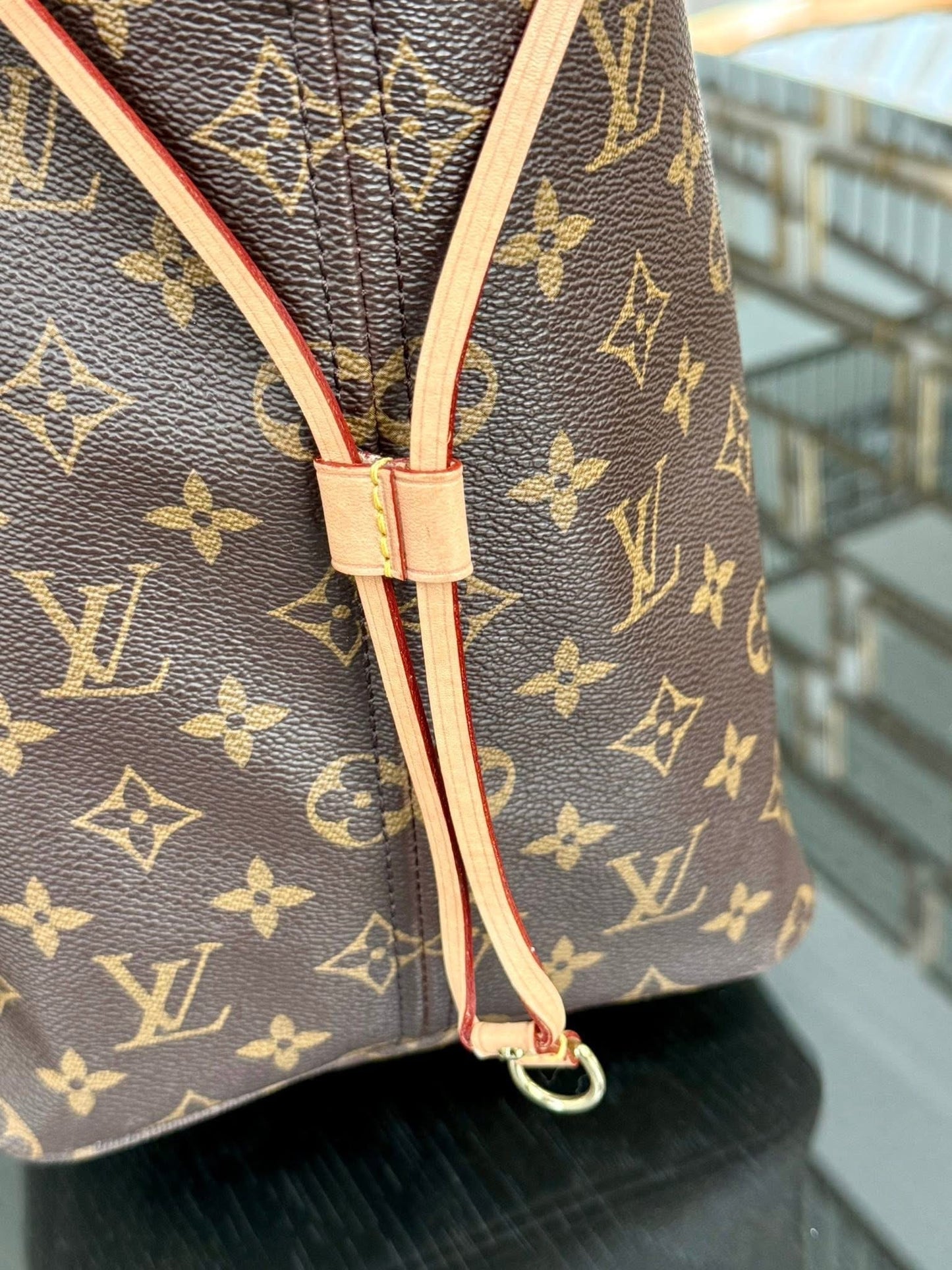 Neverfull GM Monogram in Pivione with Dustbag -🗓️ Year: 2019