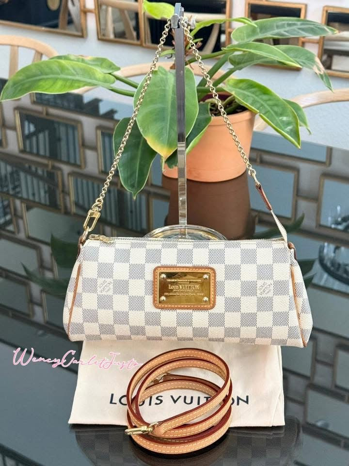 Eva Clutch in DE with Original Strap, Dustbag, Box and Paper bag 🗓️ Year: 2011