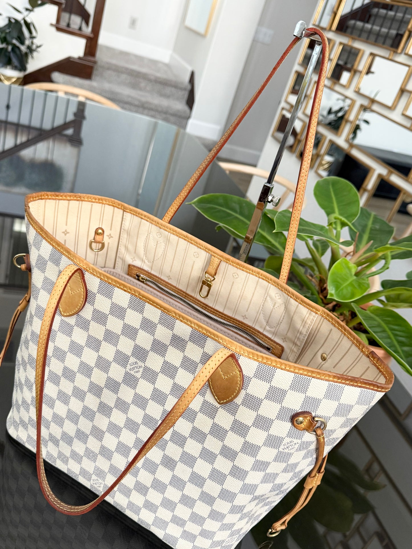 Neverfull MM in Azur with Insert Organizer 🗓️ Year: 2009