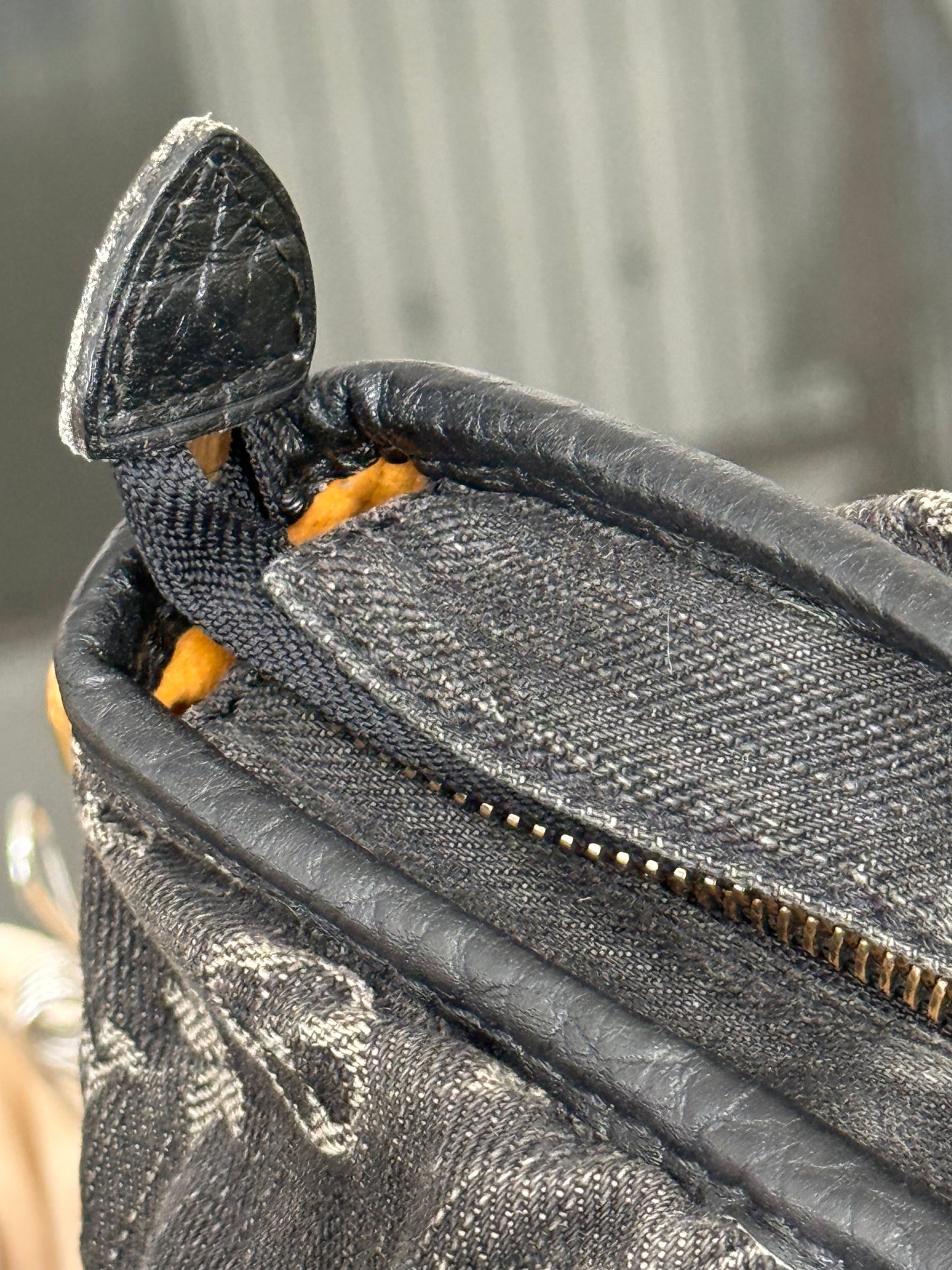 Neo Cabby GM Denim Black with Dustbag 🗓️