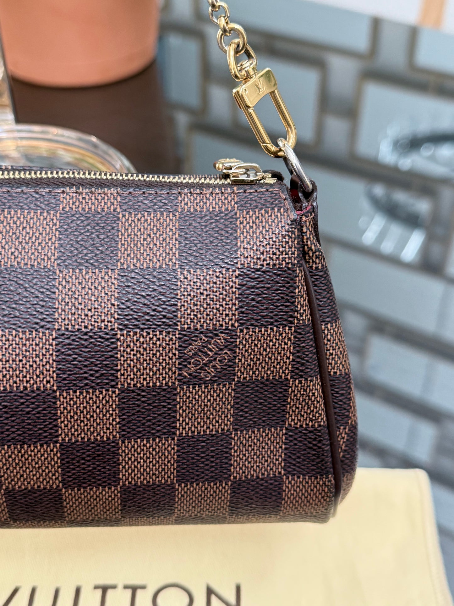 Eva Clutch in DE with Dustbag, Box and Paper bag 🗓️ Year: 2012