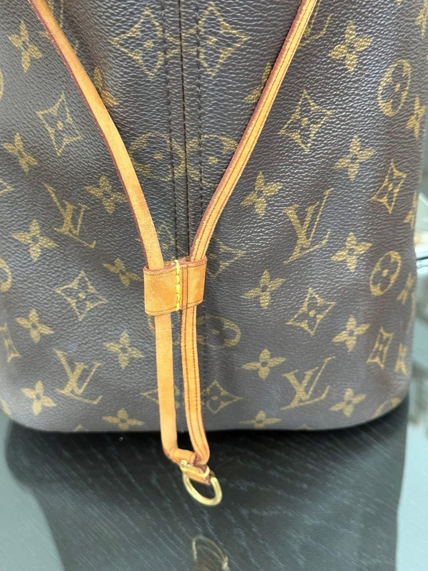 Neverfull GM with Dustbag and Insert Organizer 🗓️ Year: 2008