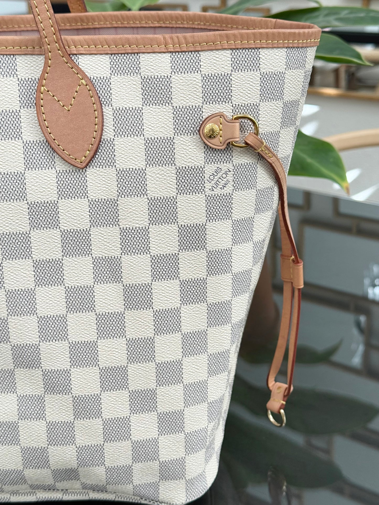 Neverfull MM Azur in Rose Ballerine with Dustbag 📅 Year: 2020