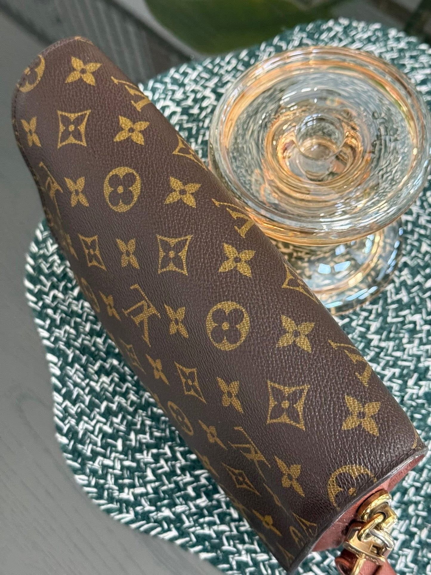Orsay Clutch 🗓️ Year: 2001