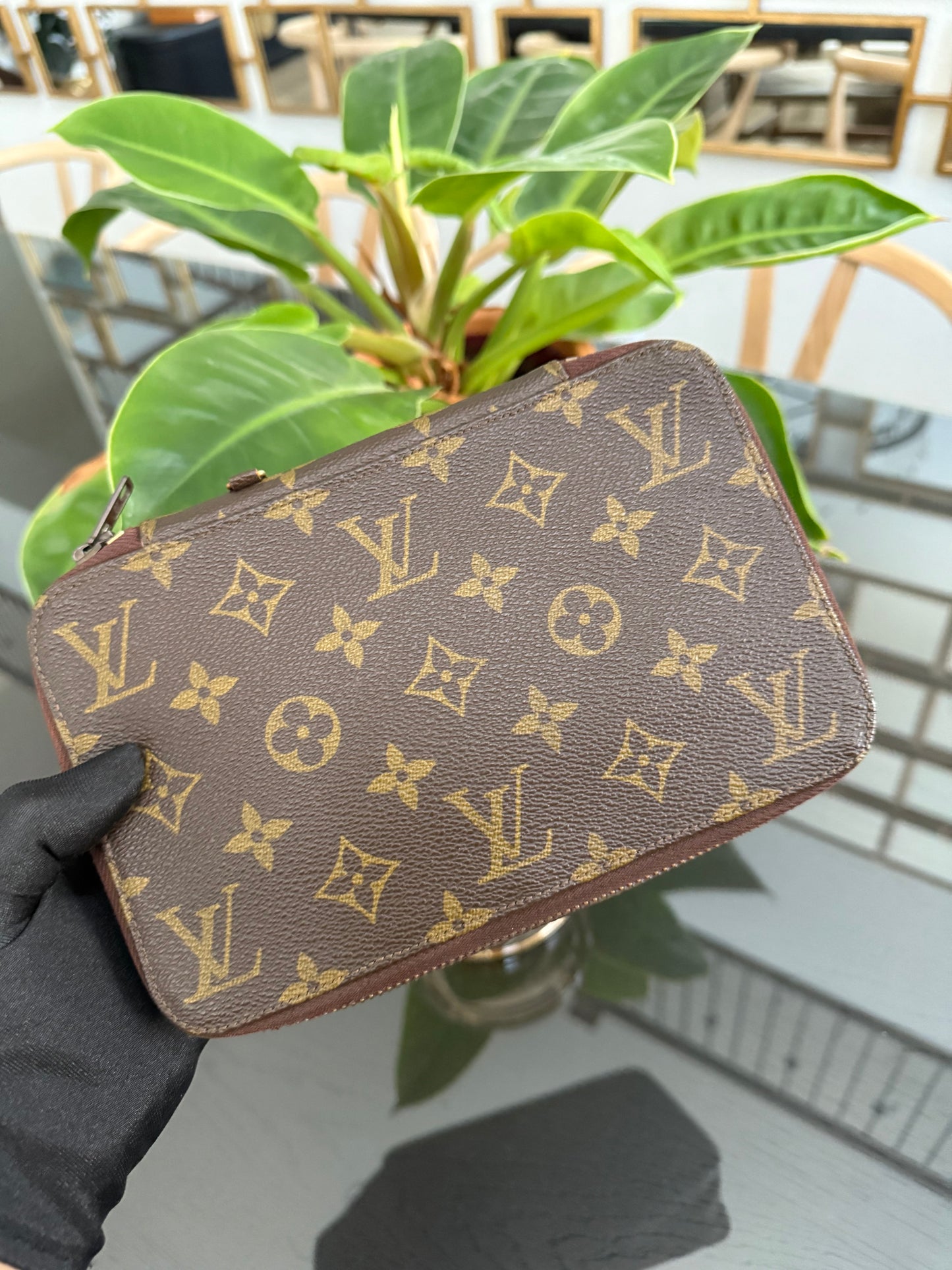 Poche Monte Carlo Jewelry Case - 🗓️ Year: 1983