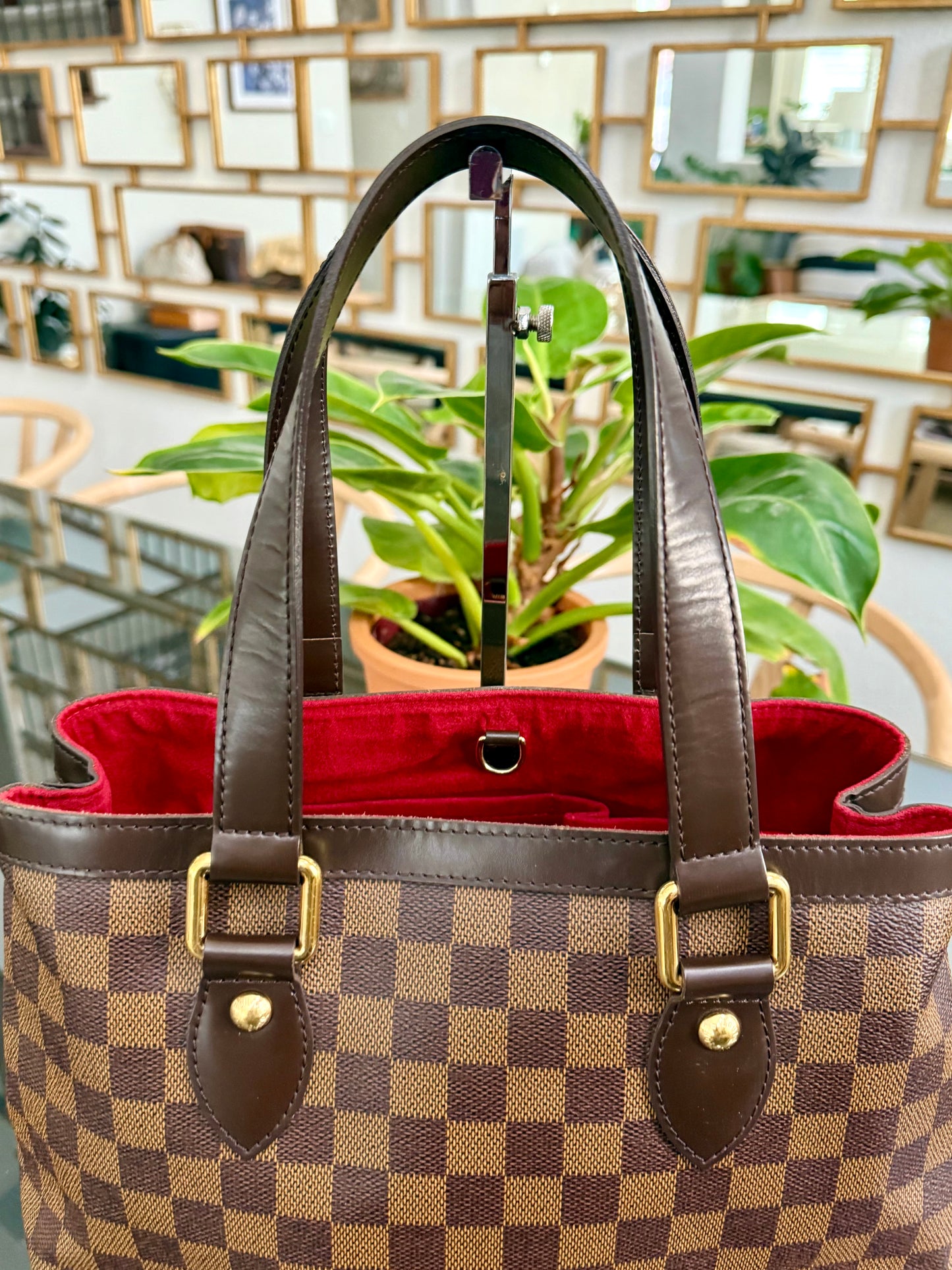 Hampstead PM in DE with Insert Organizer and Dustbag -🗓️ Year: 2010