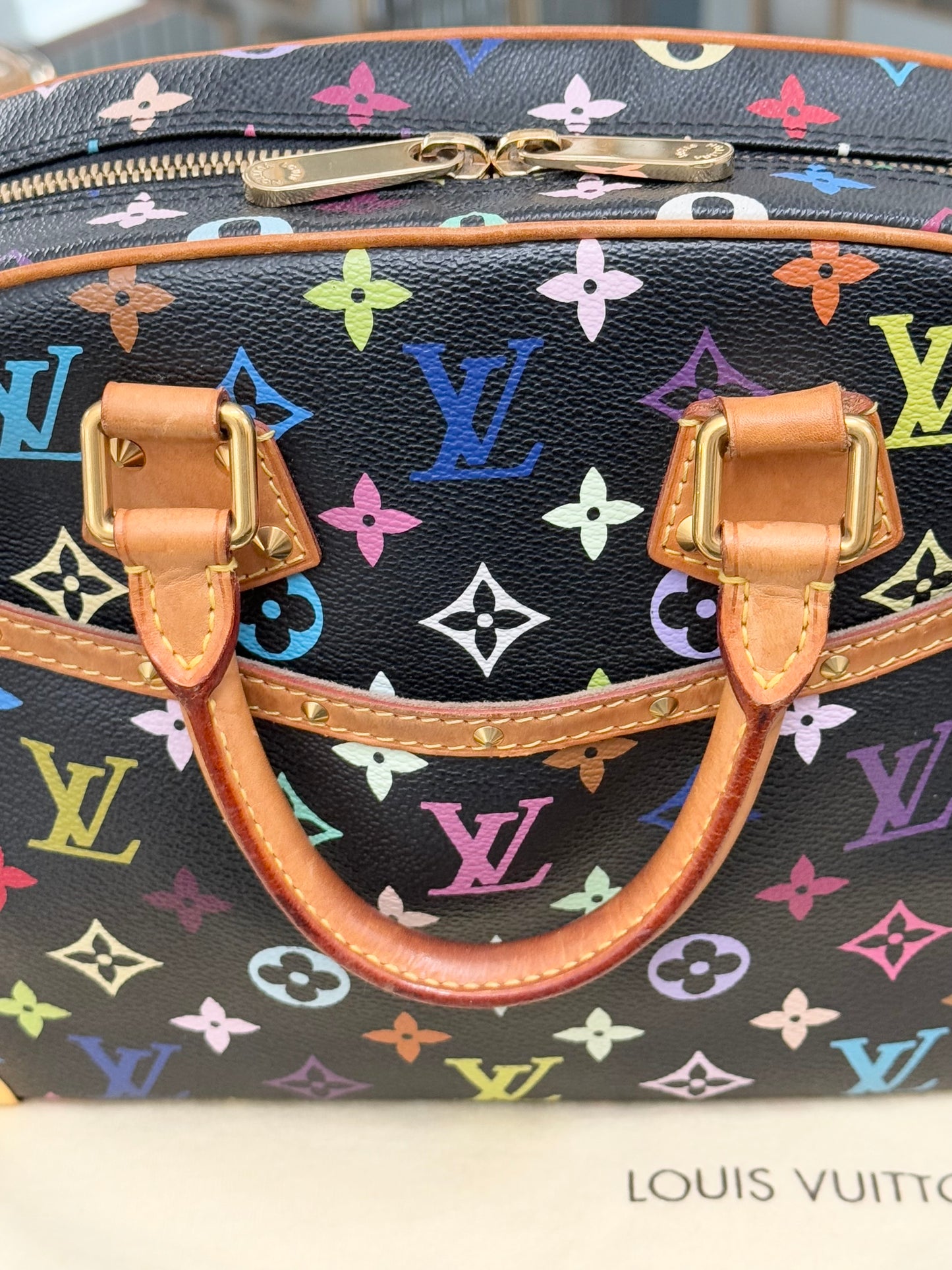 Multicolor Trouville with Dustbag📅 Year: 2004