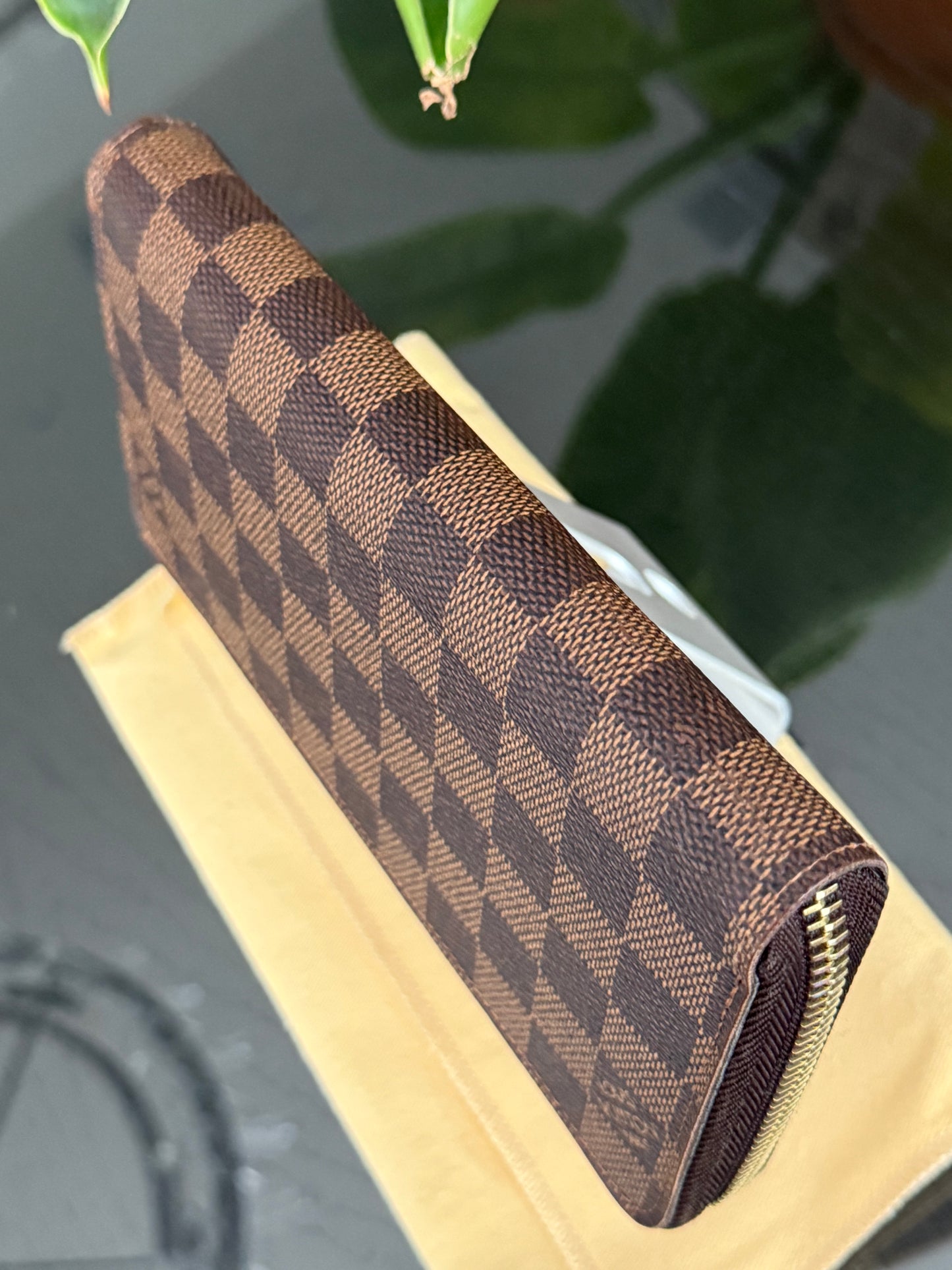 Zippy Long Wallet in DE with Dustbag and box 🗓️ Year: 2013