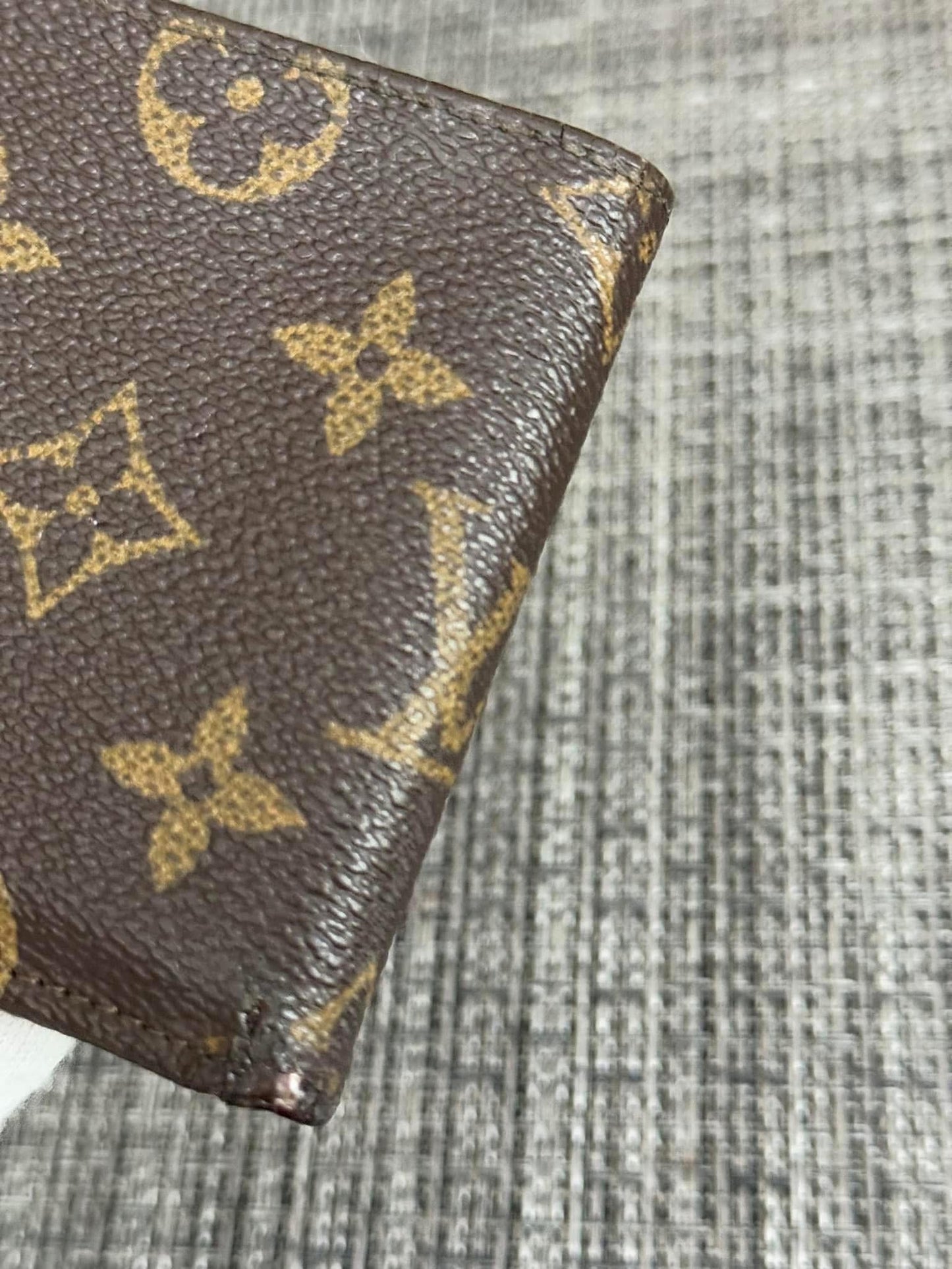 Mens Bifold Wallet in Monogram -Year: 1987