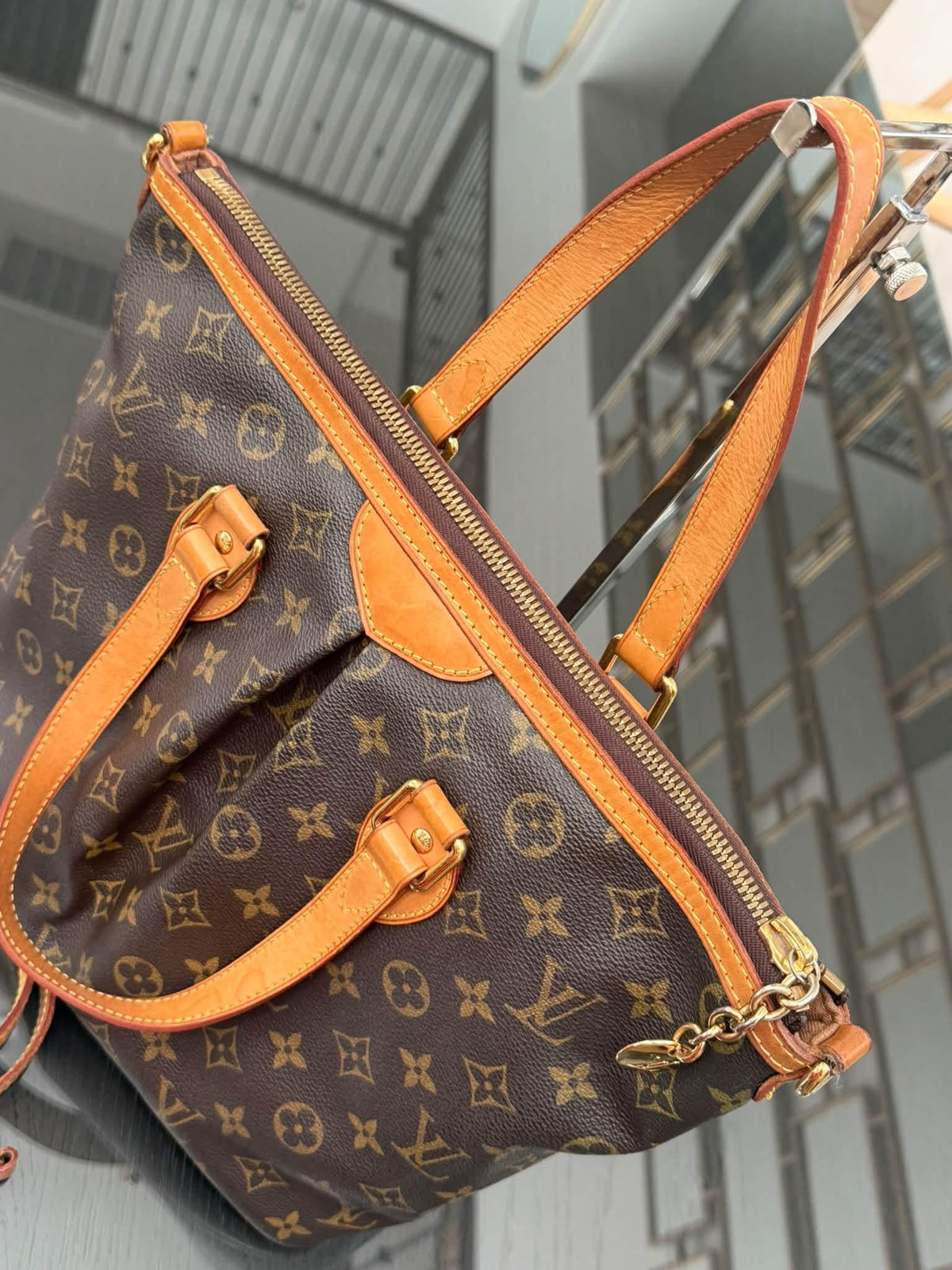 Palermo PM with Original Strap and 
Dustbag 📅 Year: 2010
