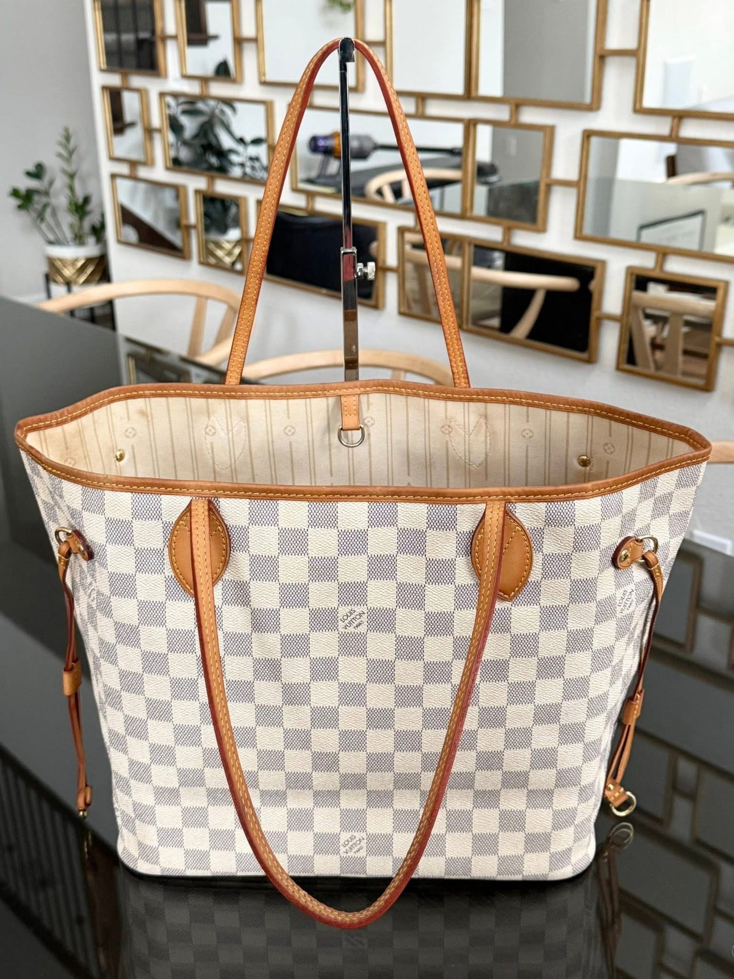 Neverfull MM Azur with Insert Organizer 📅 Year: 2011