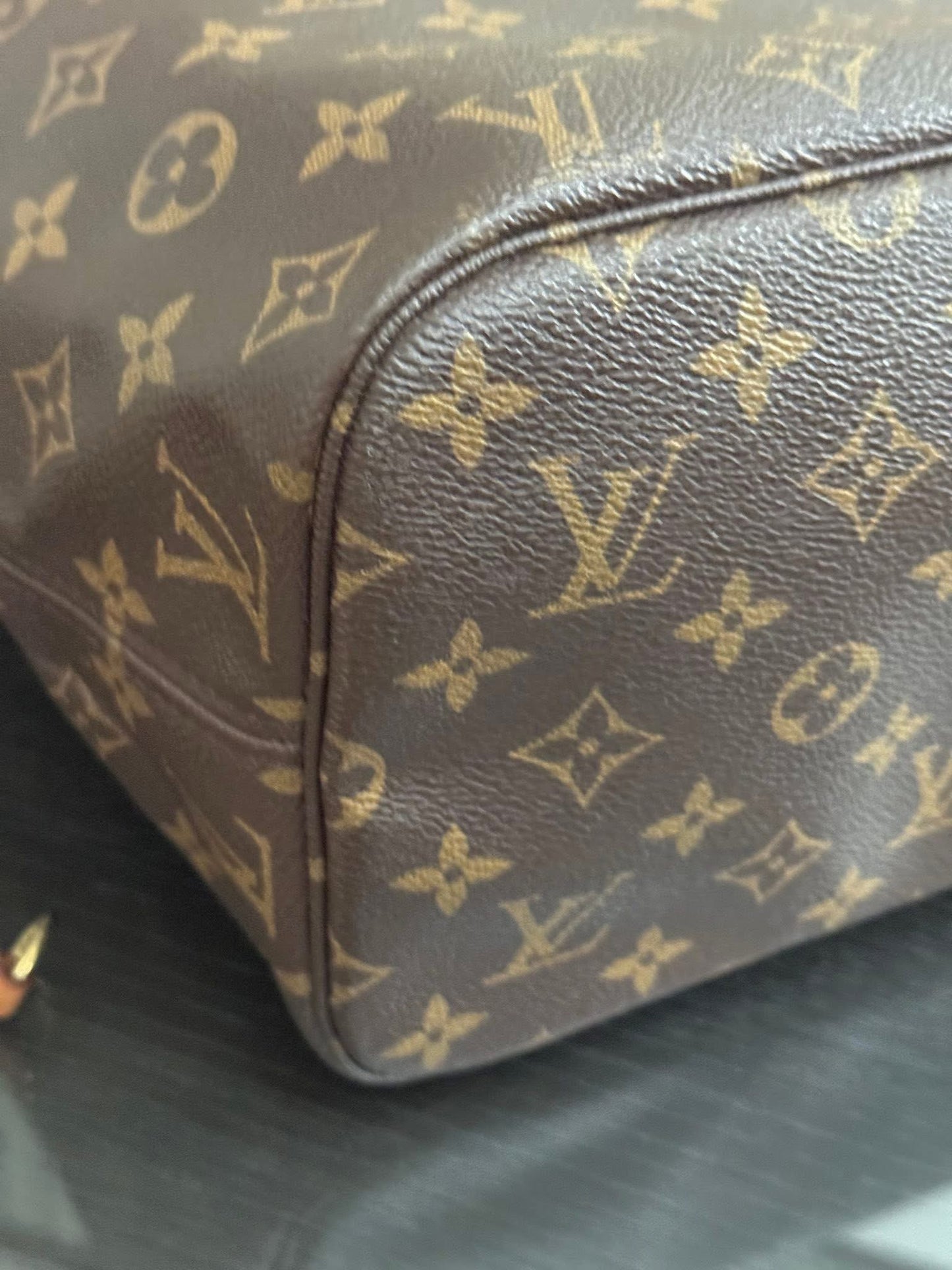 Neverfull MM Monogram in Cerise with Dustbag and Non branded Twilly🌺 📅 Year: 2014