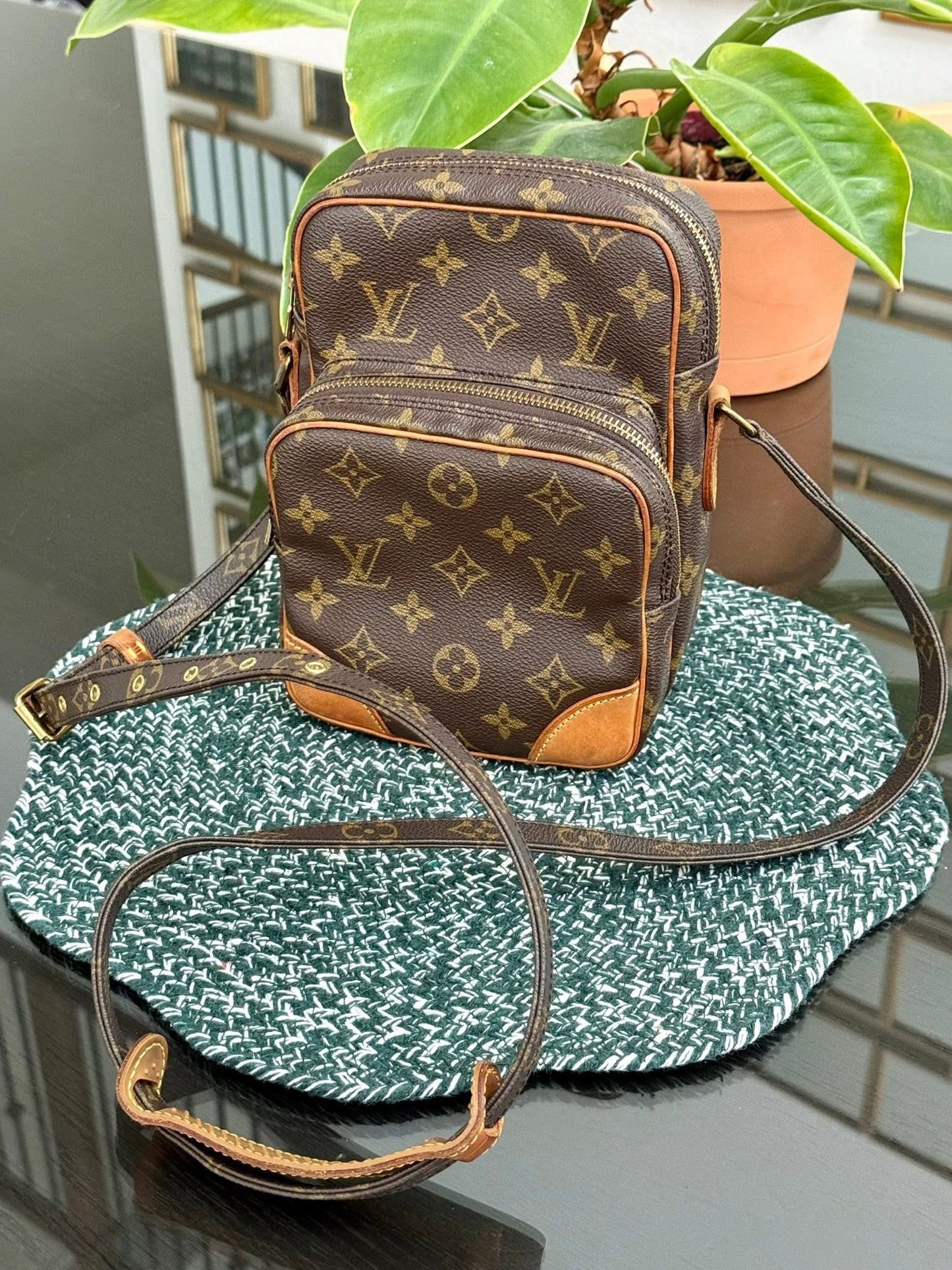 Amazon PM Crossbody Bag 🗓️ Year 1989