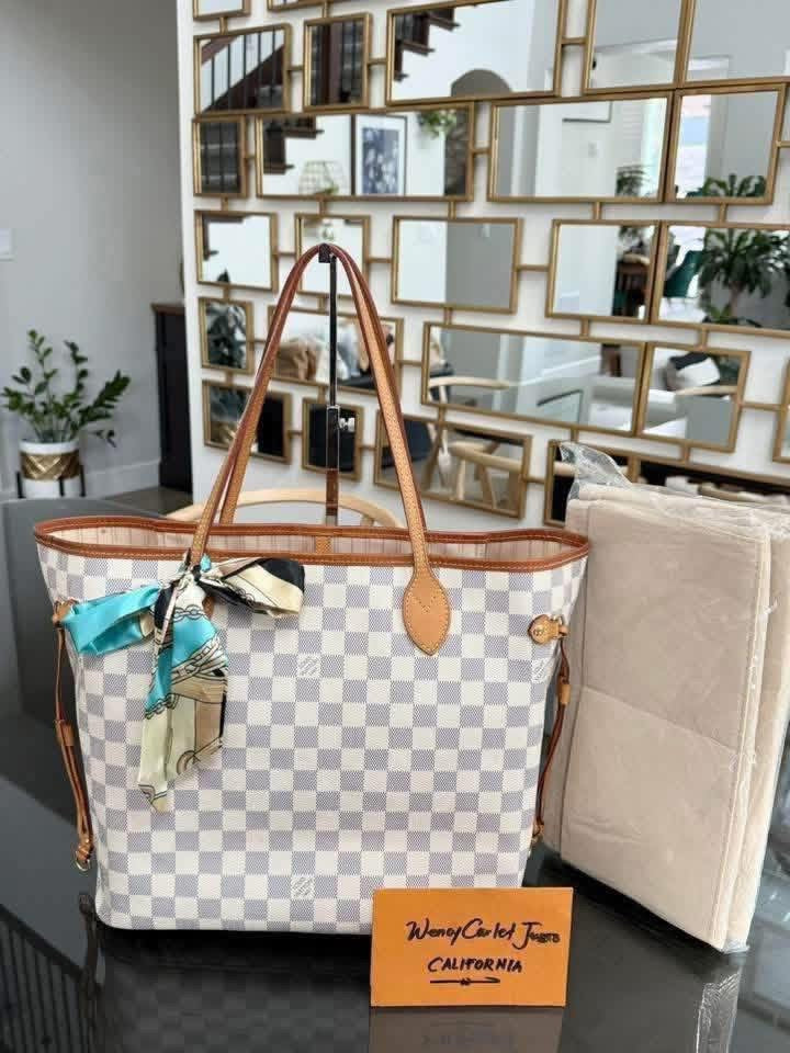 Neverfull MM Azur with Insert Organizer 📅 Year: 2014